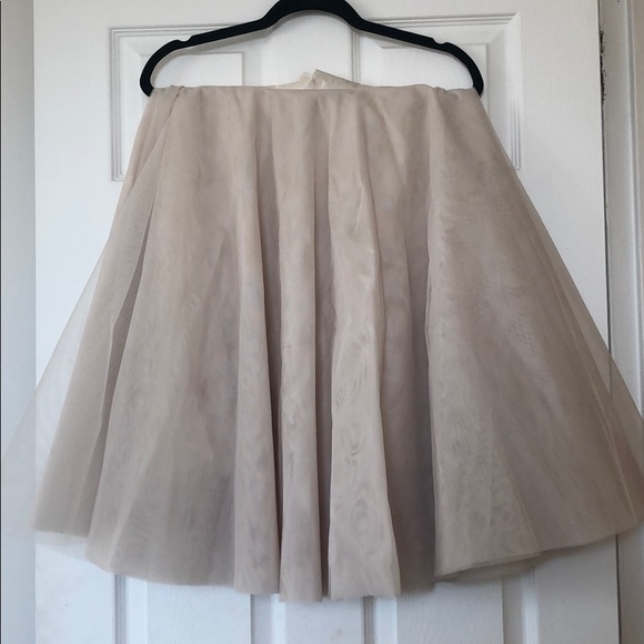 White netted tulle skirt - Picture 2 of 2